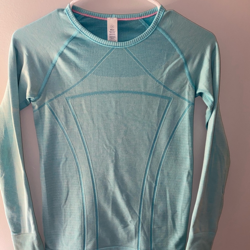 Ivivva fly tech long sleeve